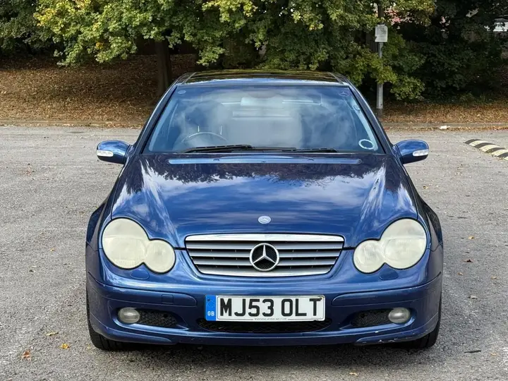Mercedes-Benz C-Class 2003 photo 4