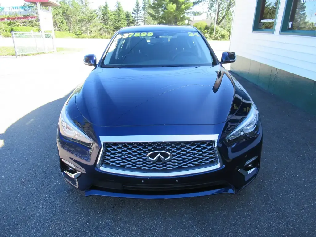 Infiniti Q50 2024 photo 2