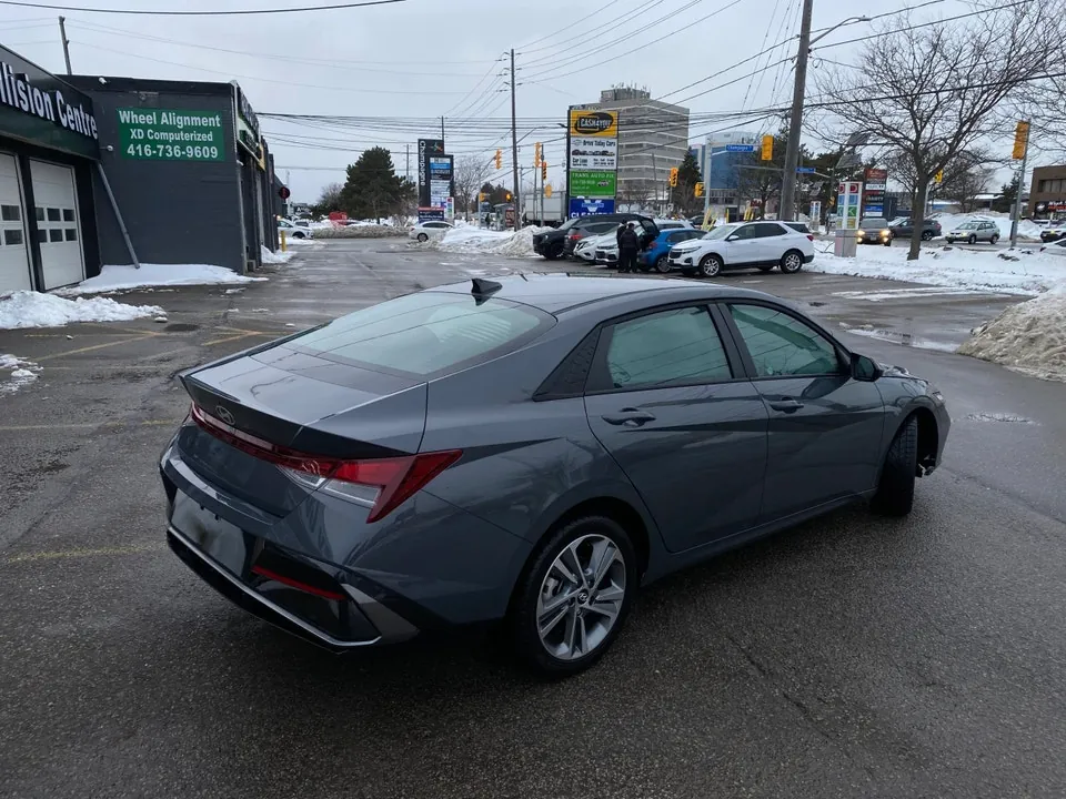 Hyundai Elantra 2025 photo 5
