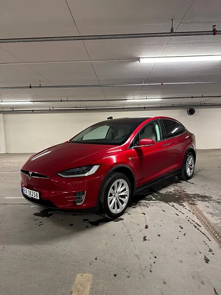 Tesla Model X 2018 photo 3