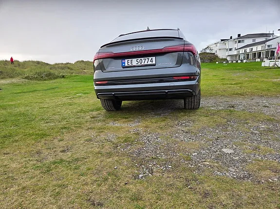 Audi E-Tron 2022 photo 5