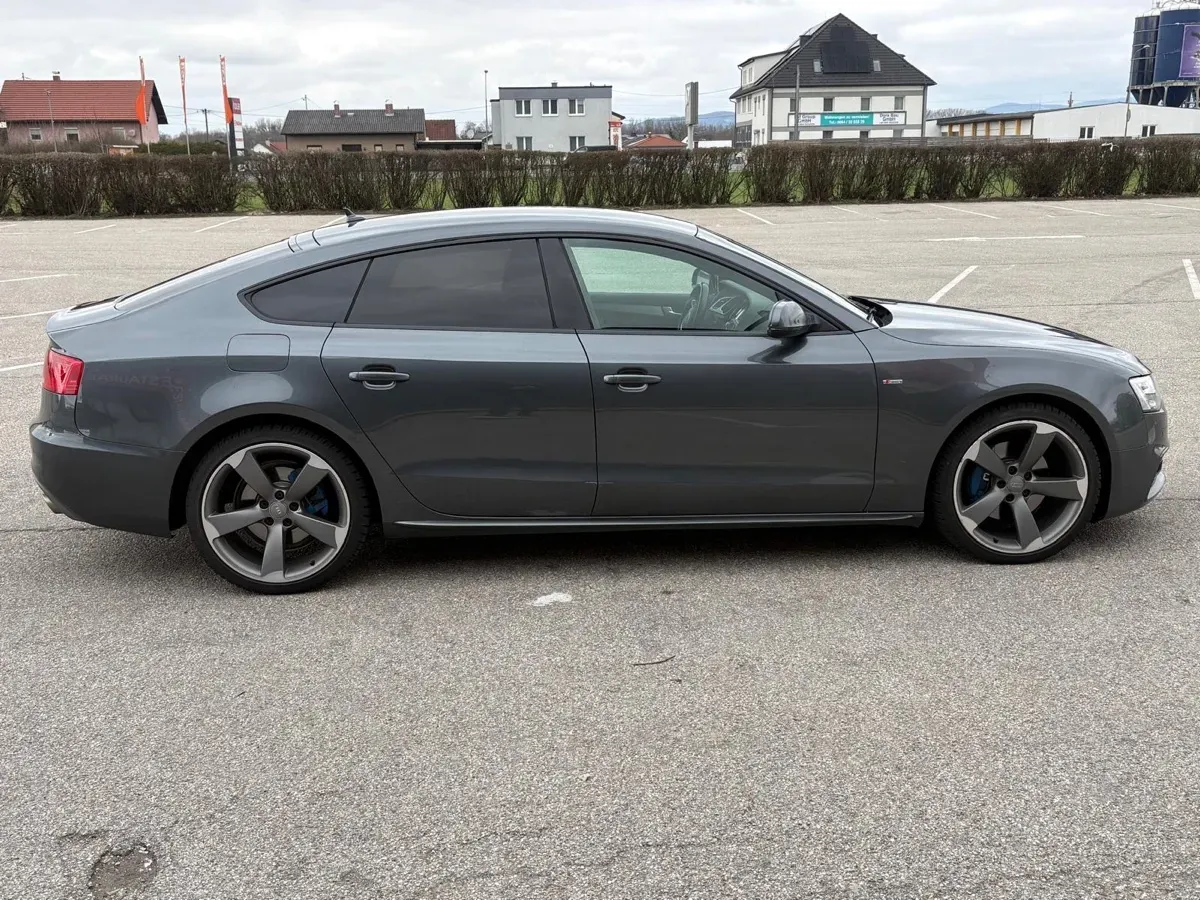 Audi A5 2013 photo 3