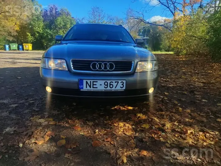 Audi A4 1999 photo 3