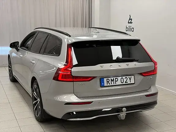 Volvo V60 2025 photo 3