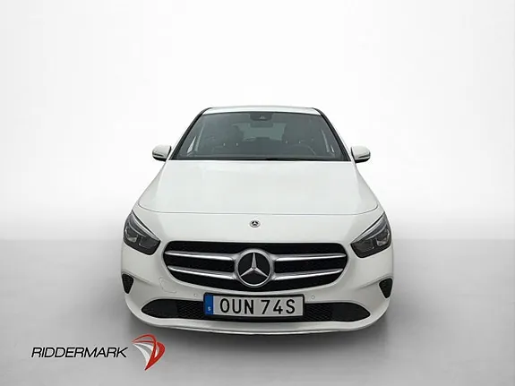Mercedes-Benz B180 2019 photo 2