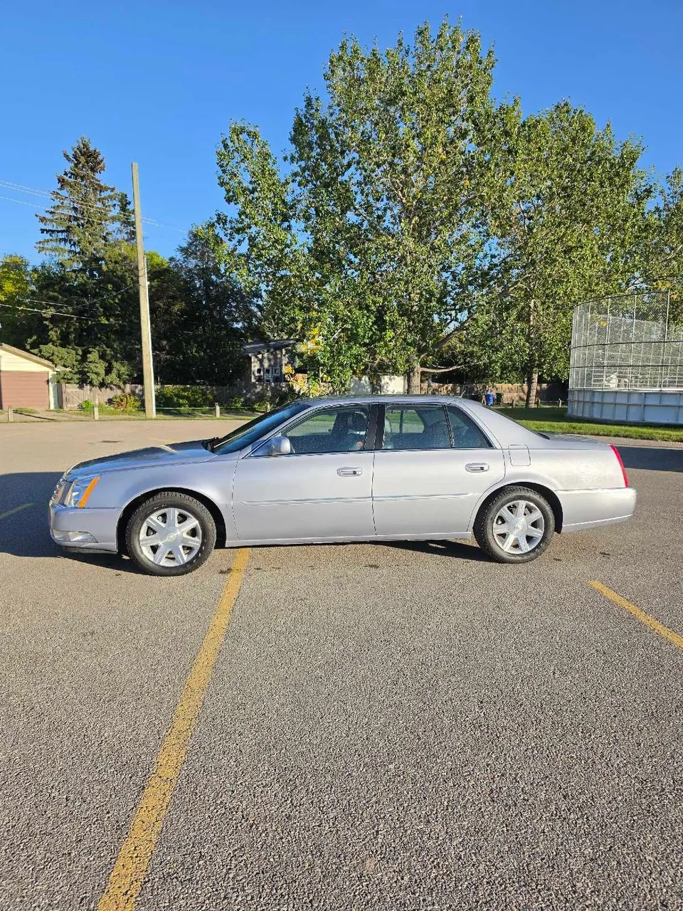 Cadillac Dts 2006 photo 2