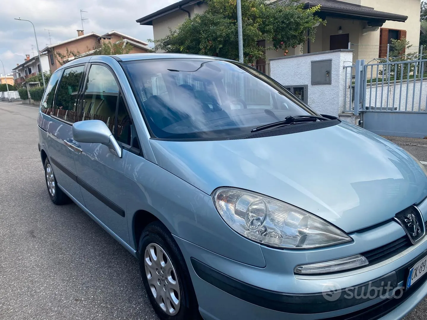 Peugeot 807