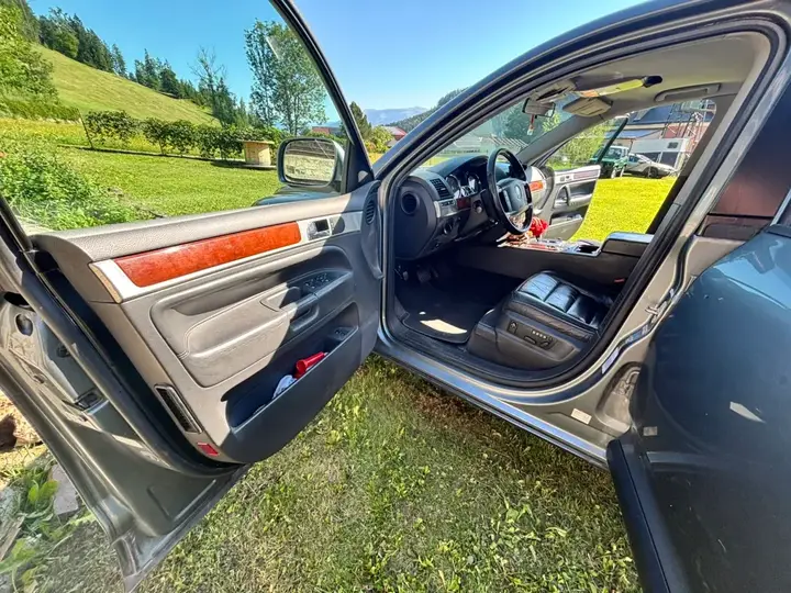 Volkswagen Touareg 2006 photo 3