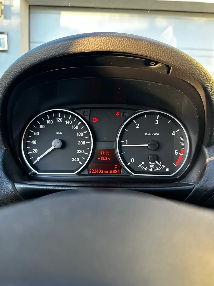 BMW 1 Series 2009 photo 3