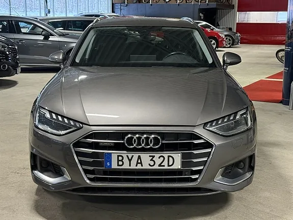 Audi A4 2020 photo 2