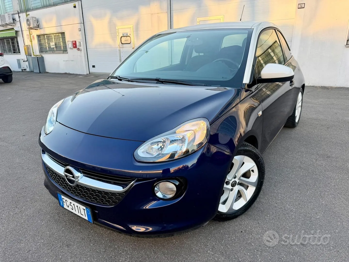Opel Adam