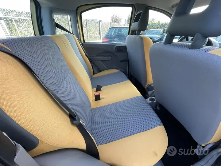 Fiat Panda 2006 photo 4