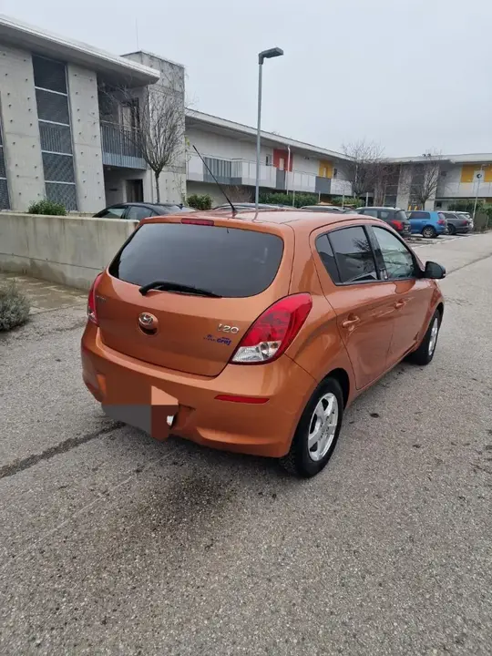 Hyundai I20 2014 photo 3