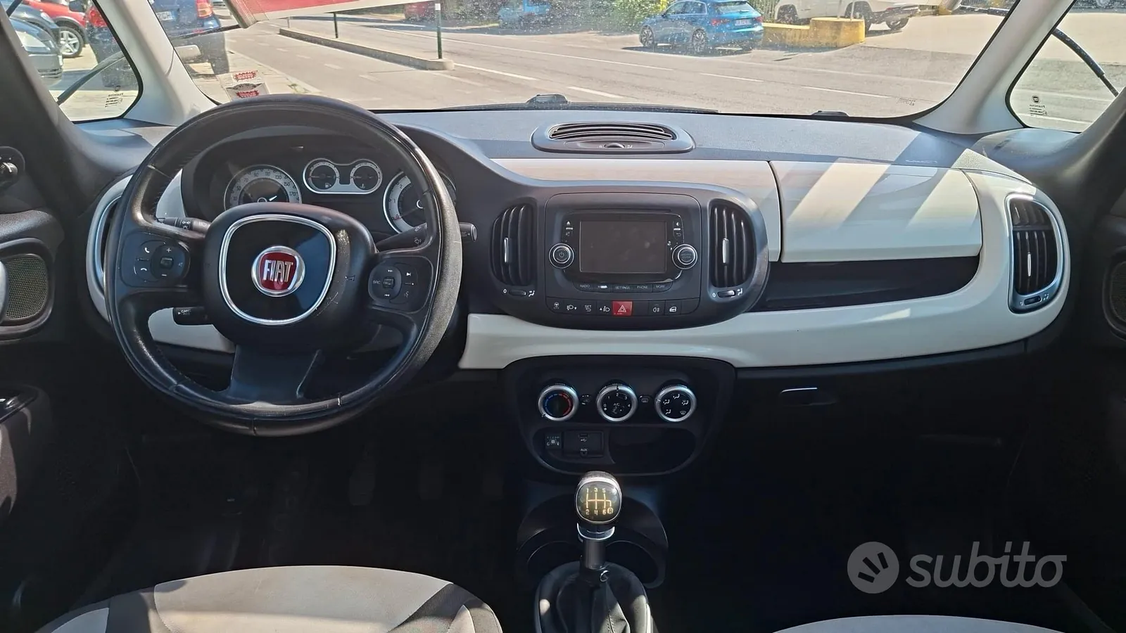 Fiat 500L 2012 photo 4