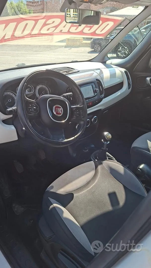 Fiat 500L 2012 photo 3