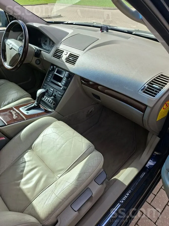 Volvo Xc90 2003 photo 4