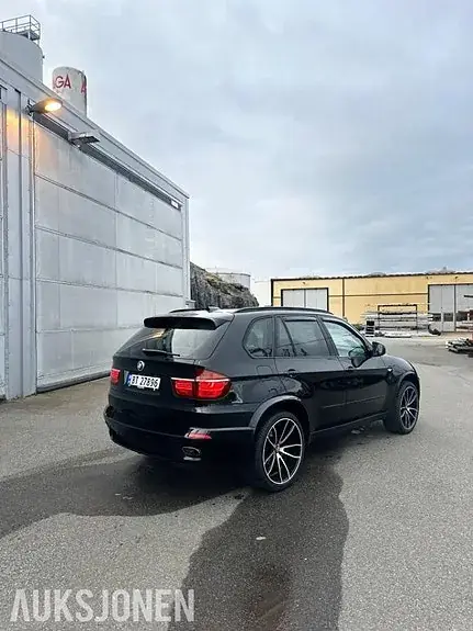 BMW X5 2011 photo 4