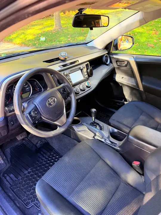 Toyota Rav4 2014 photo 4