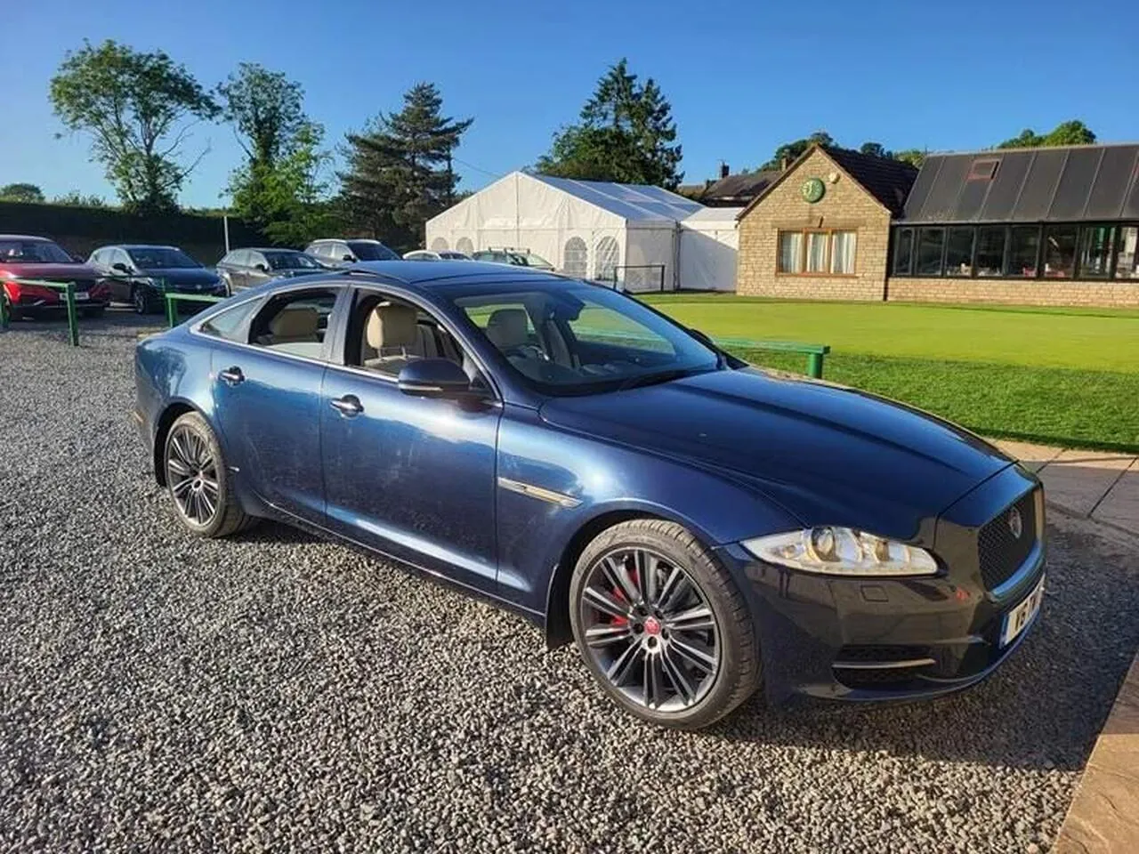 Jaguar Xj