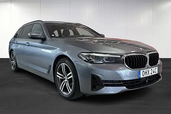 BMW 520D 2022 photo 2