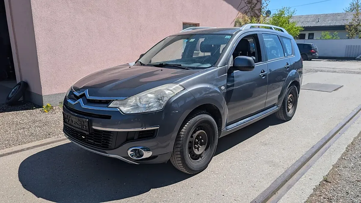 Citroen C-Crosser