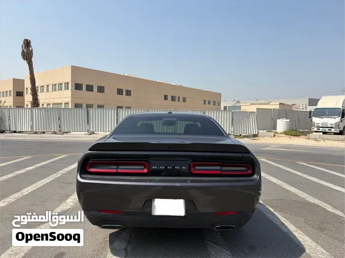 Dodge Challenger 2016 photo 2
