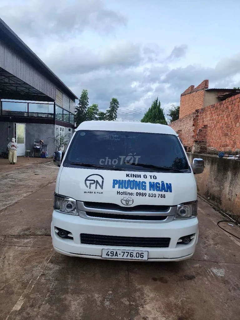Toyota Hiace