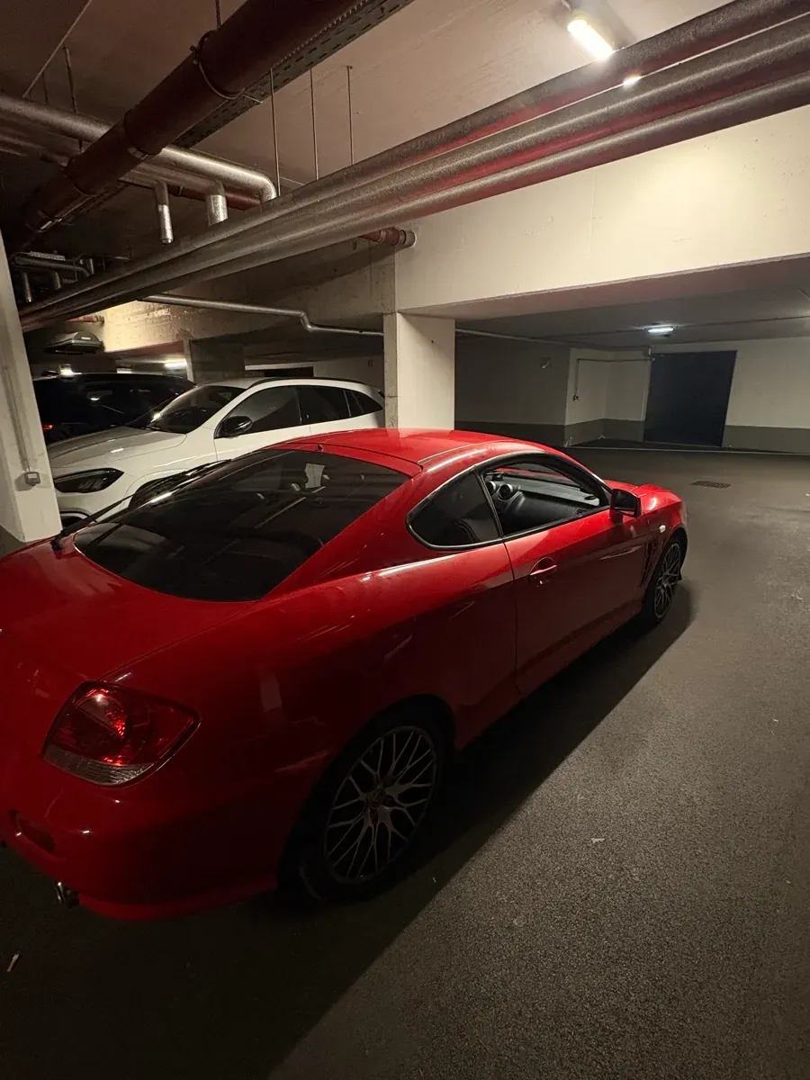 Hyundai Tiburon 2005 photo 3