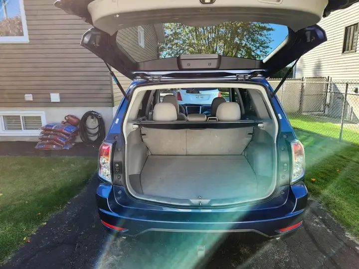 Subaru Forester 2011 photo 3
