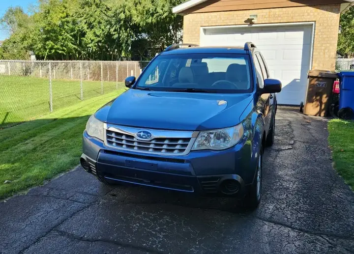 Subaru Forester 2011 photo 2