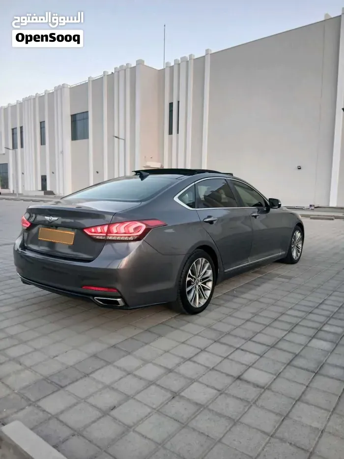 Genesis G80 2015 photo 3