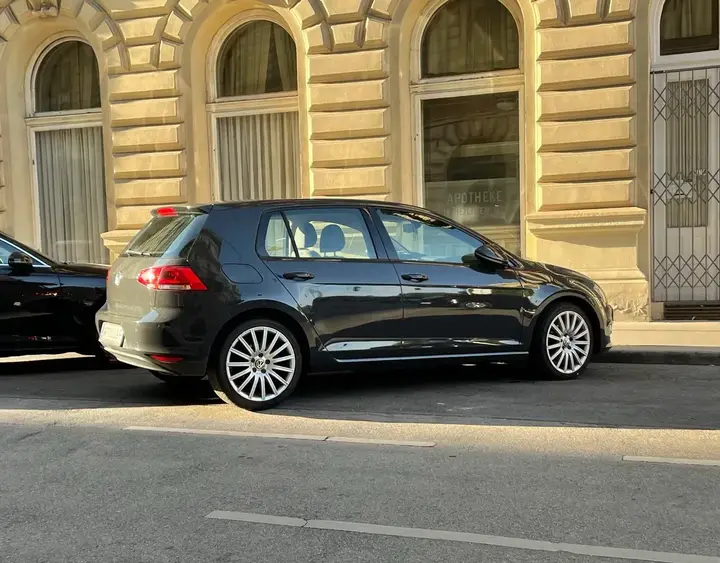 Volkswagen Golf 2013 photo 3