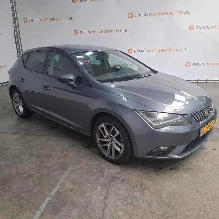 Seat Leon 2013 photo 3