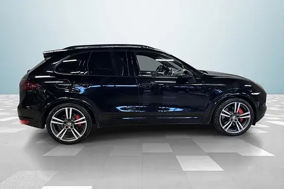 Porsche Cayenne 2011 photo 3