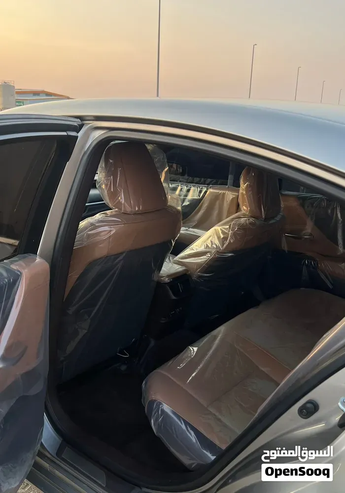 Lexus Es 300 2020 photo 3