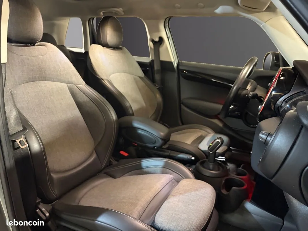 Mini Cooper 2020 photo 2
