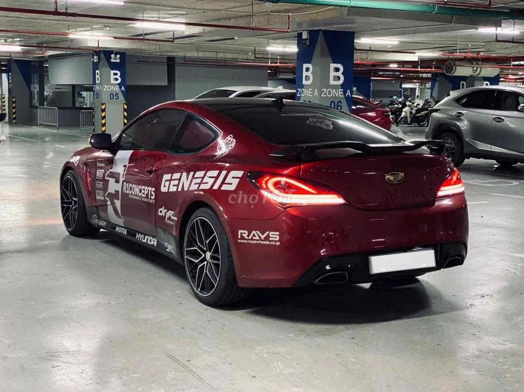 Hyundai Genesis