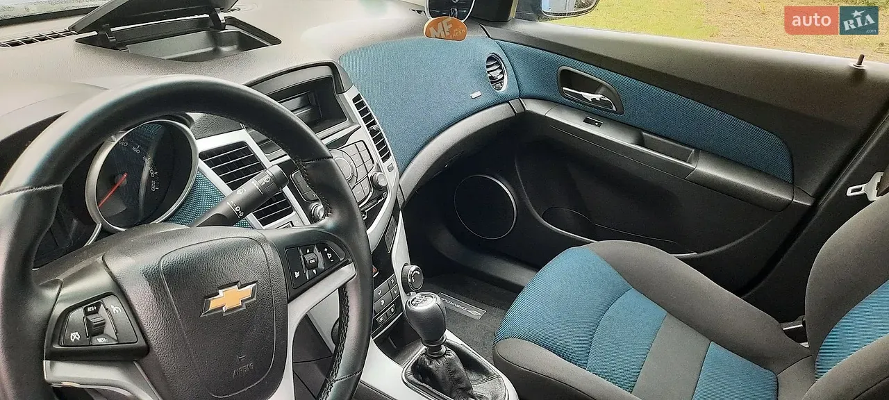 Chevrolet Cruze 2011 photo 3