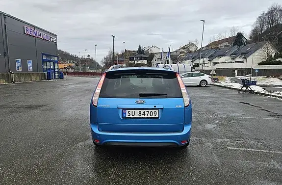 Ford Focus 2010 photo 5