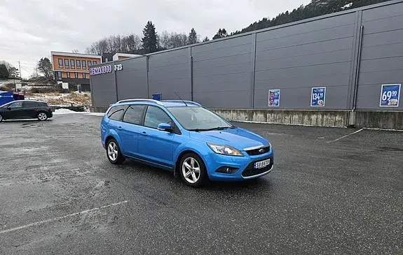Ford Focus 2010 photo 3