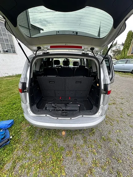 Ford S-Max 2009 photo 4