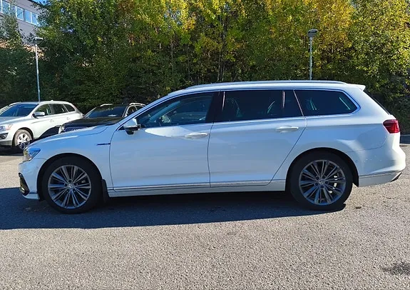 Volkswagen Passat 2020 photo 2