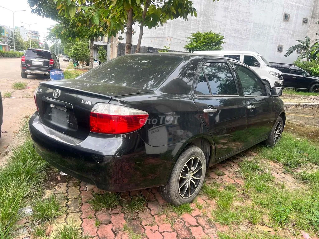 Toyota Vios 2004 photo 3