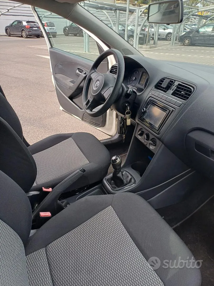 Volkswagen Polo 2013 photo 5
