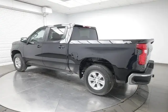 Chevrolet Silverado 1500 2025 photo 5