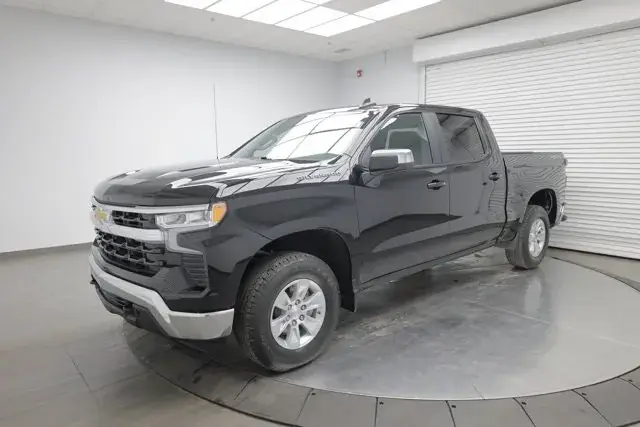 Chevrolet Silverado 1500 2025 photo 4