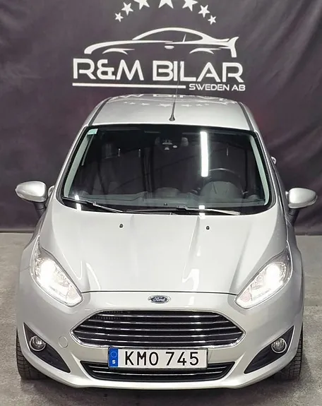 Ford Fiesta 2016 photo 2