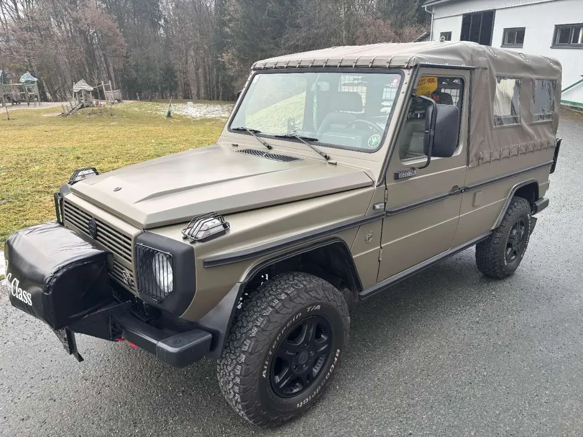 Mercedes-Benz G-Class