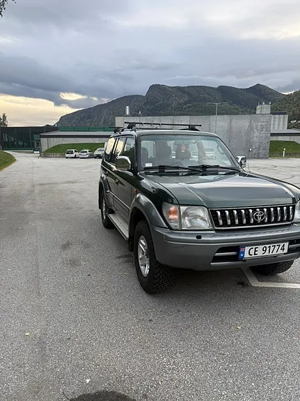 Toyota Land Cruiser 1998 photo 2