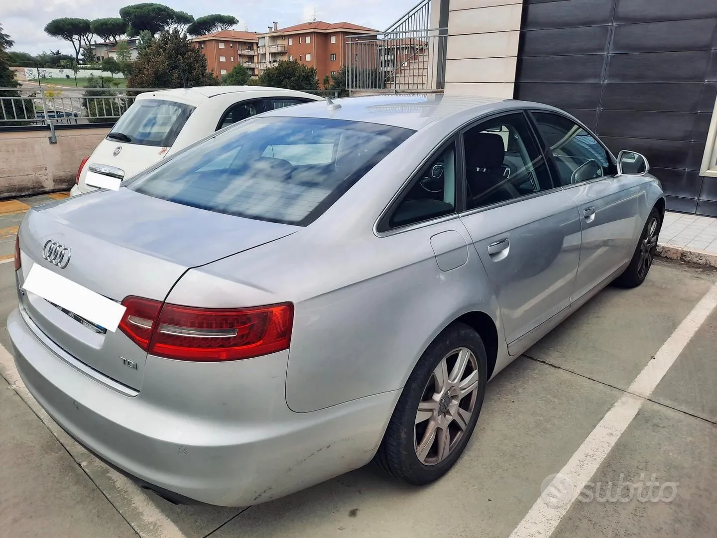 Audi A6 2010 photo 2